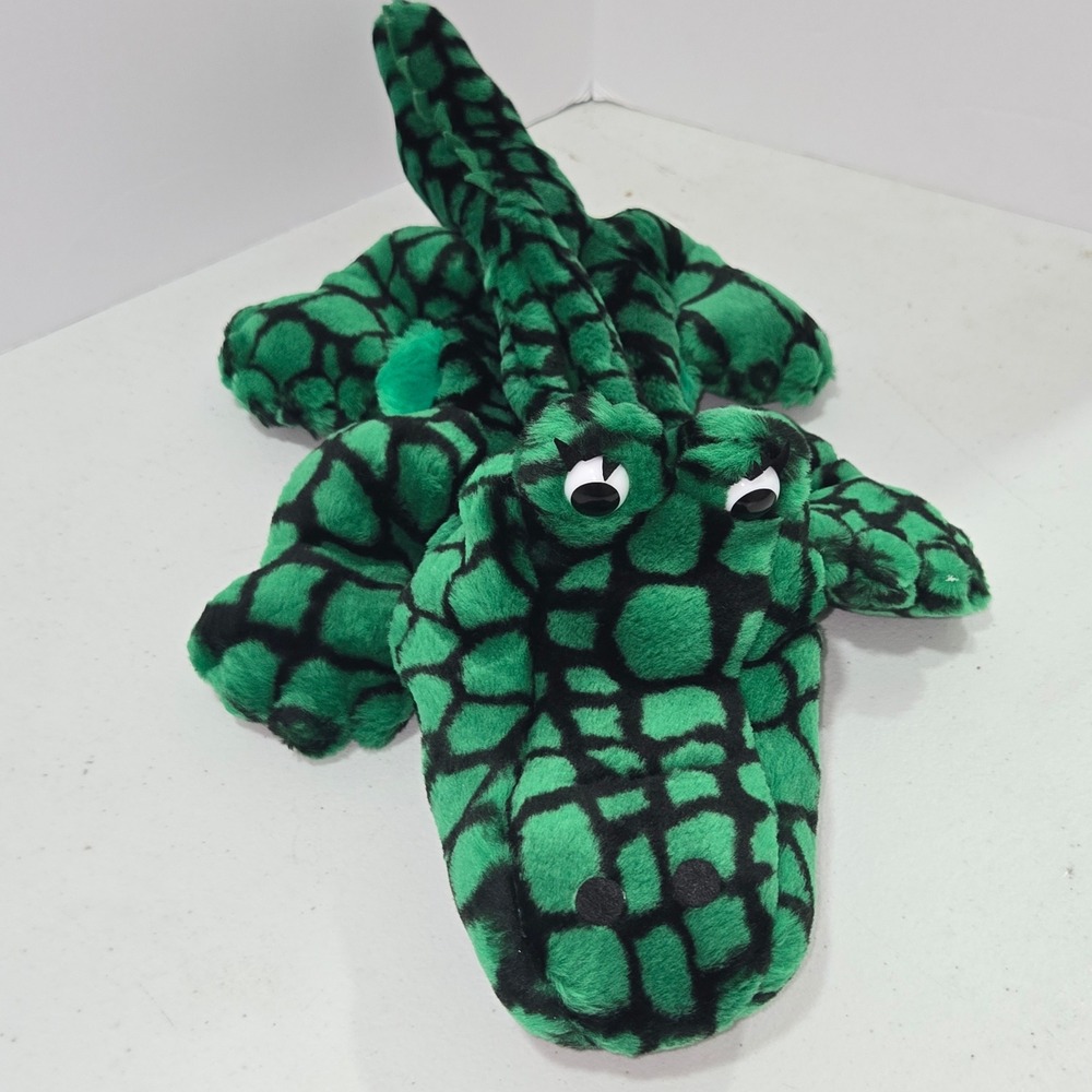 Standard Publishing 2002 Green Alligator Crocodile Plush Hand Puppet Large Toy